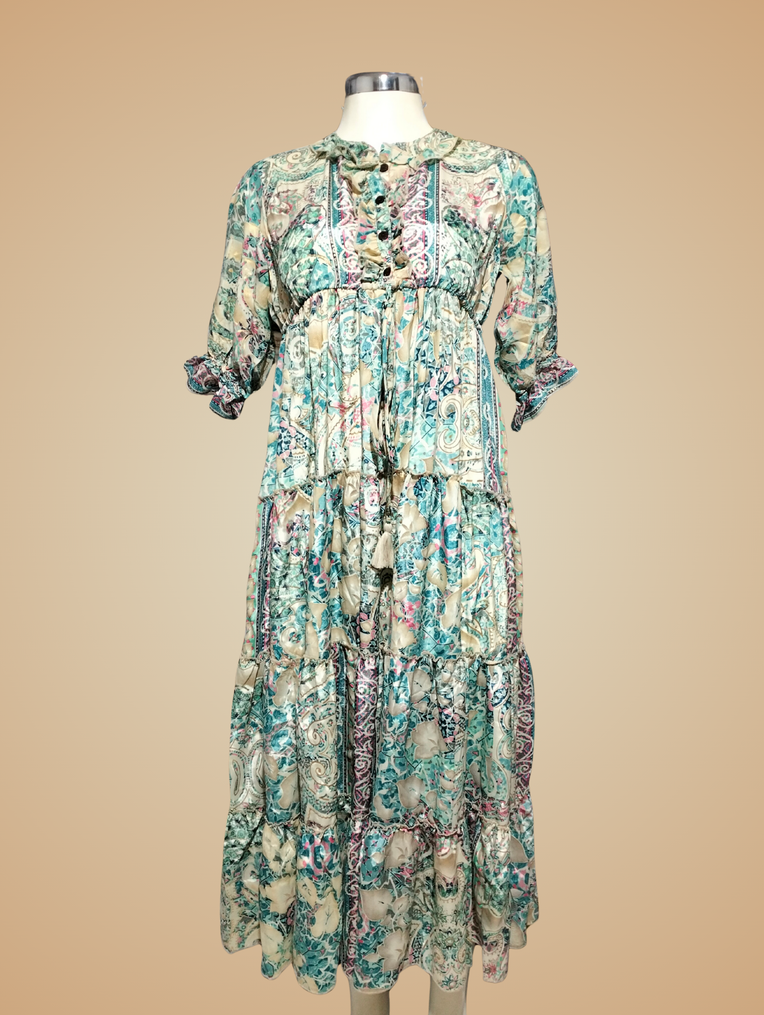 Vestido largo con manga 3/4