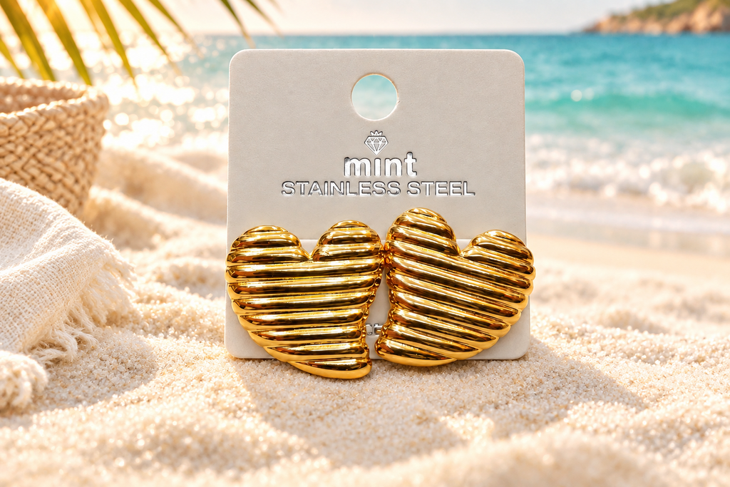 Aretes de Acero Inoxidable Dorados en Forma de Corazón Texturizado Acanalado