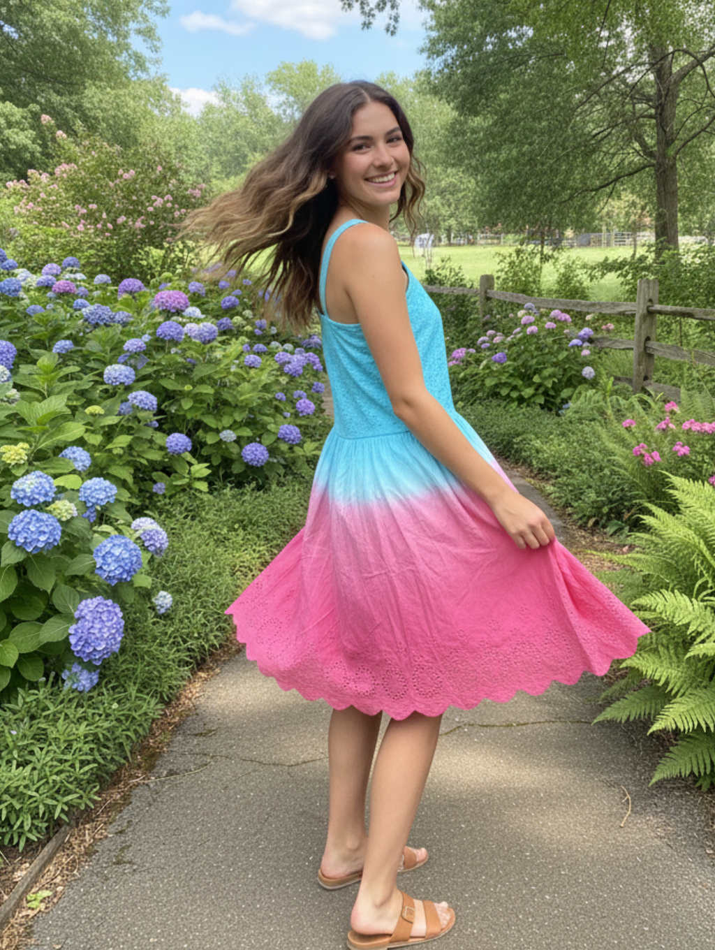 Vestido de Verano Ombré y Fucsia con Bordado Inglés