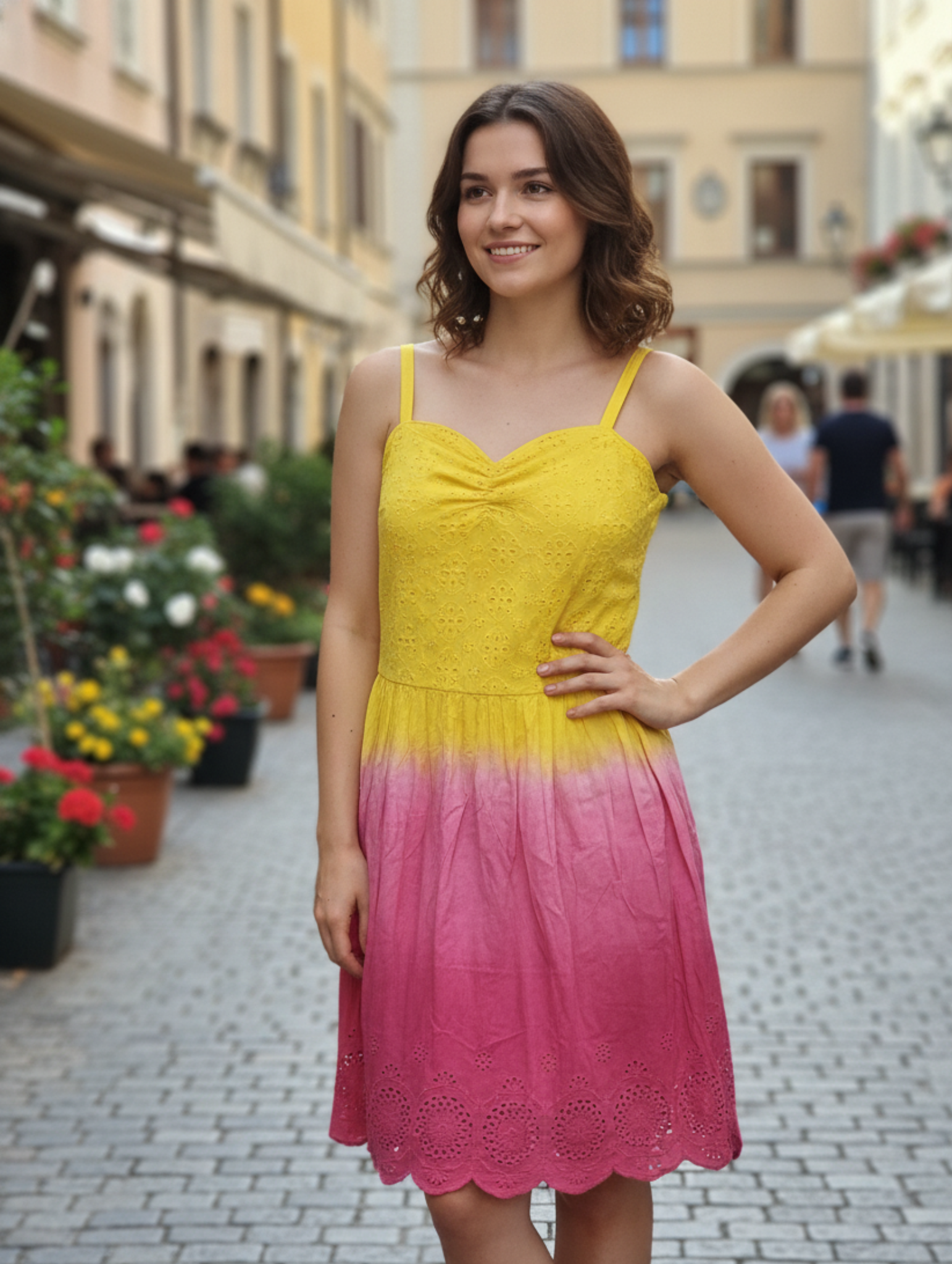 Vestido de Verano Ombré y Fucsia con Bordado Inglés