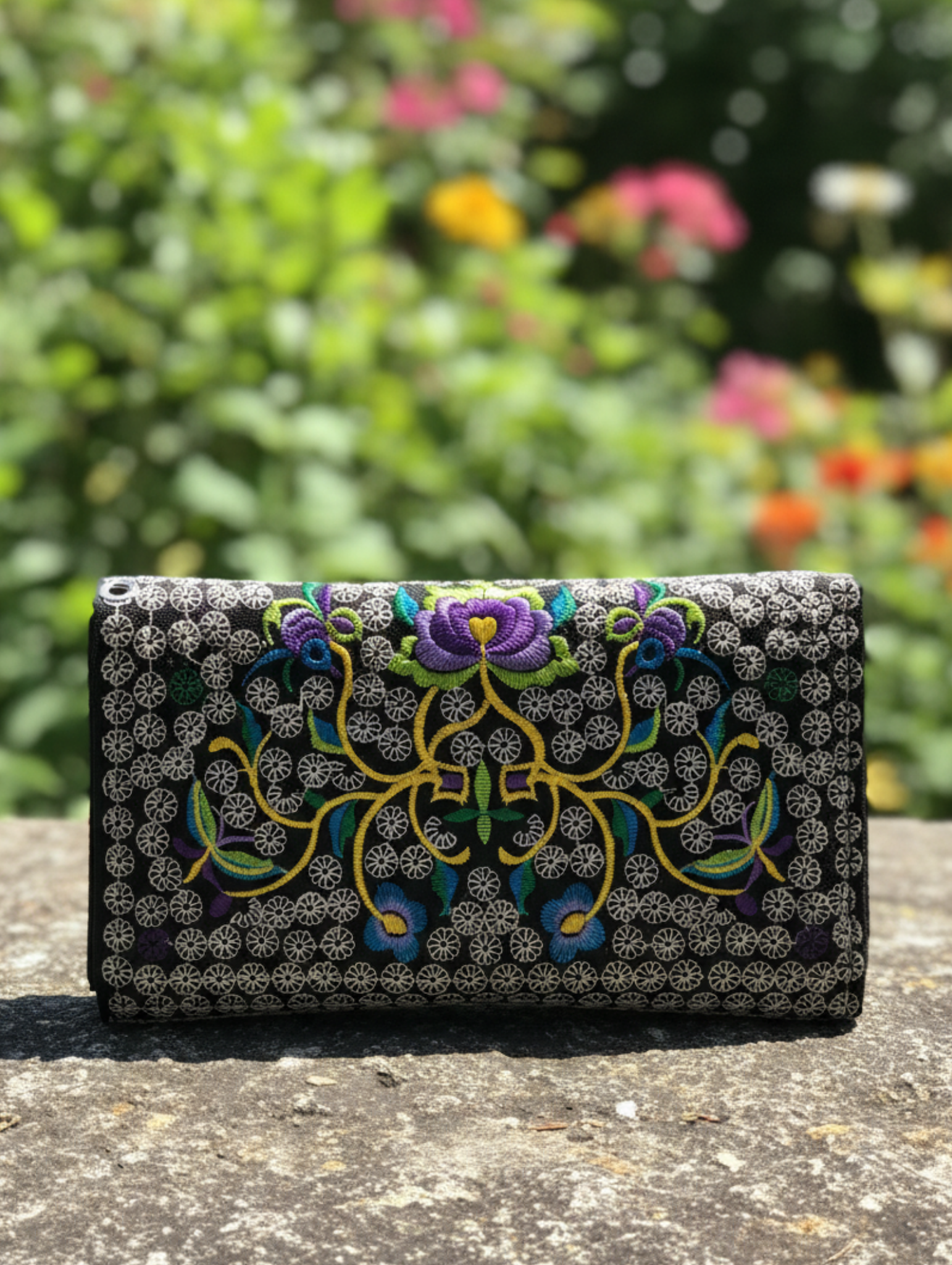 Clutch Artesanal "Flores de Cultura"