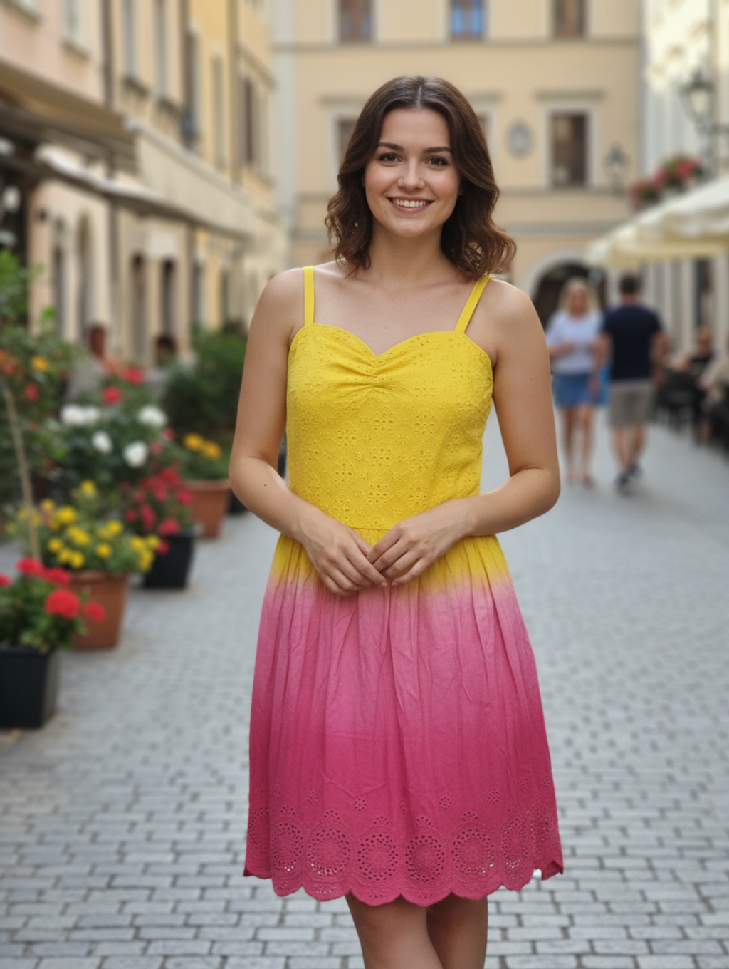 Vestido de Verano Ombré y Fucsia con Bordado Inglés