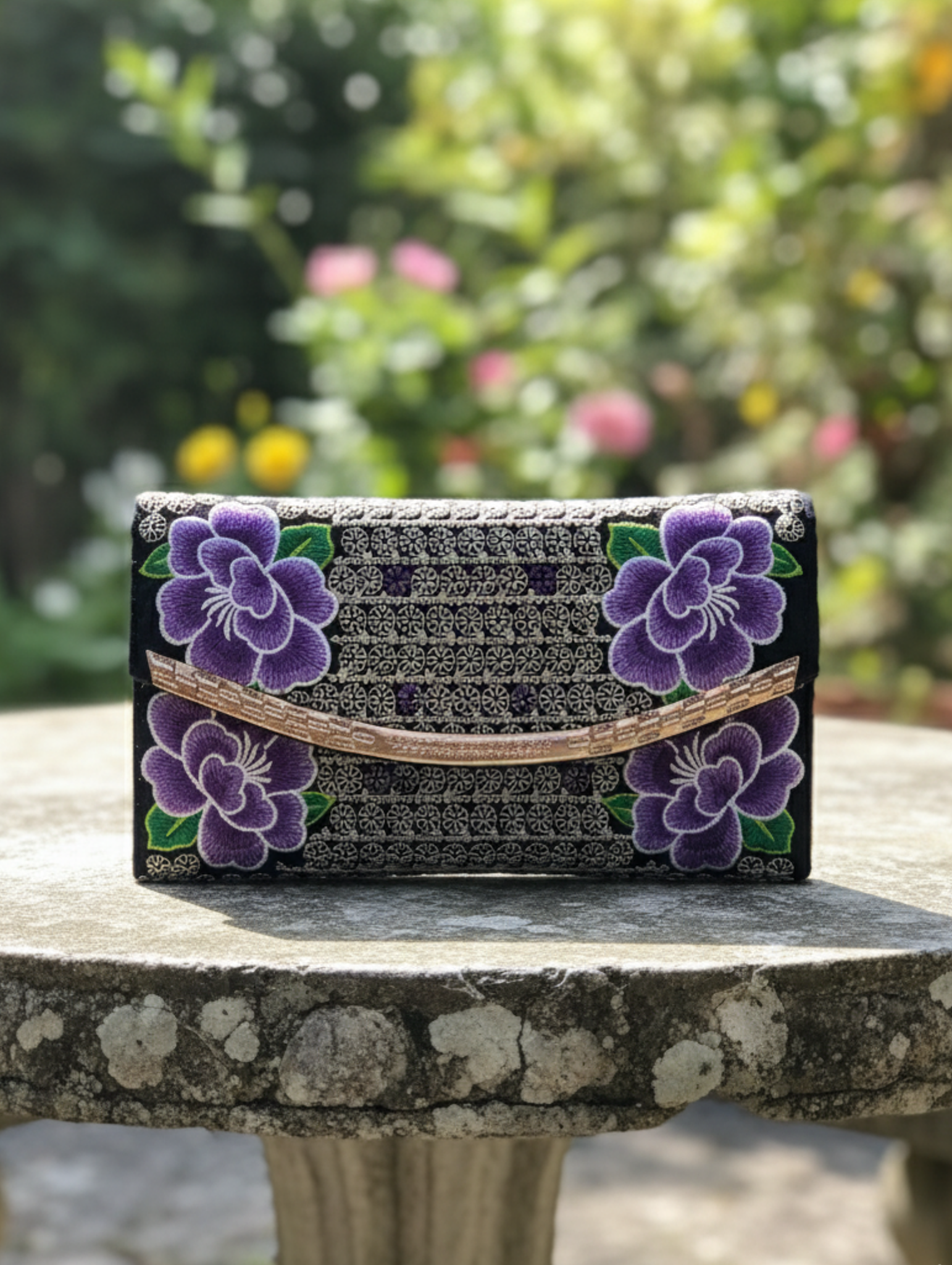 Clutch Artesanal "Flores de Cultura"