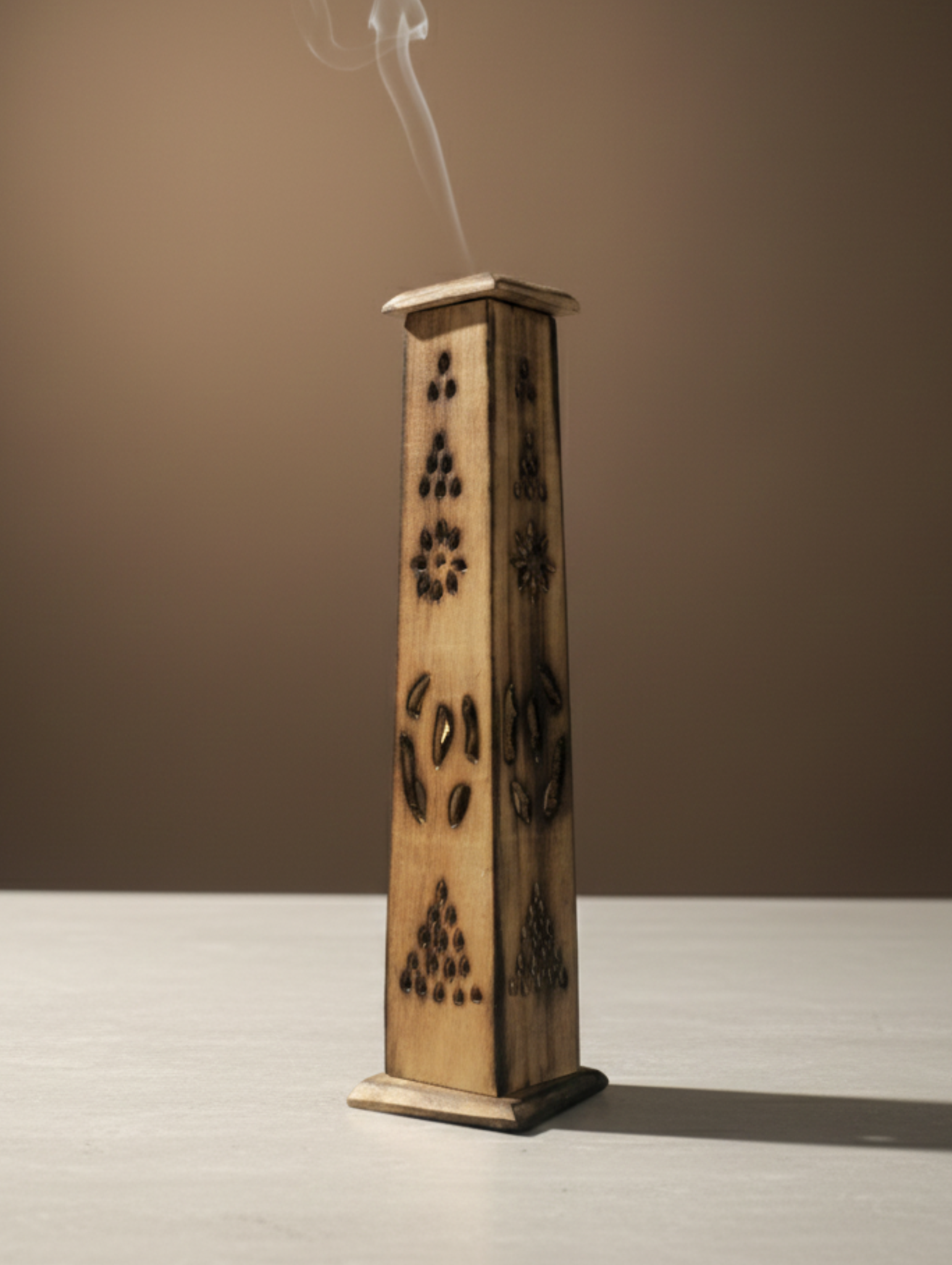 Porta Inciensos de Madera Artesanal Tallado a Mano